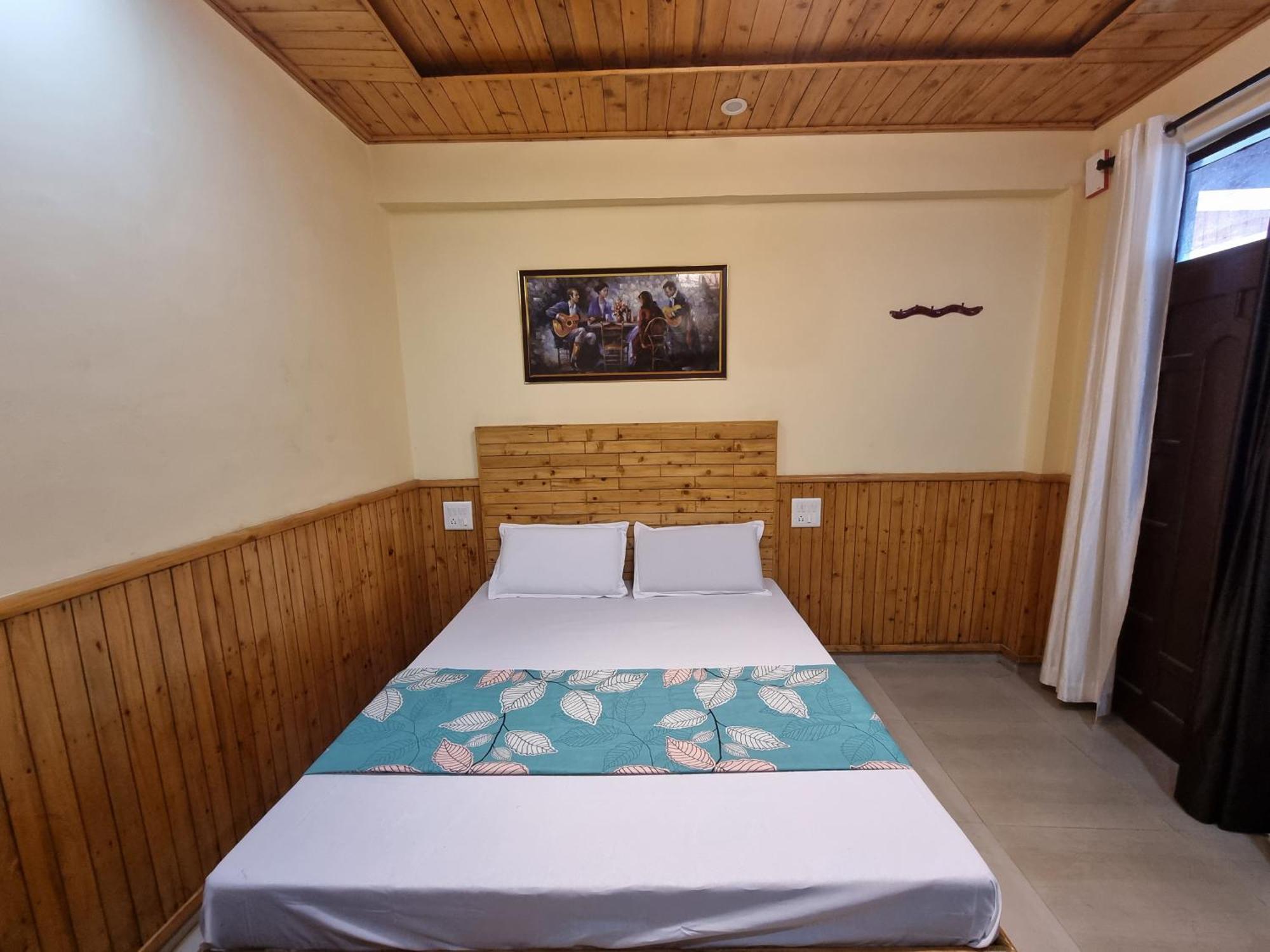 Forest Vibes Kalatop-Rooms And Restaurant Далхаузи Екстериор снимка