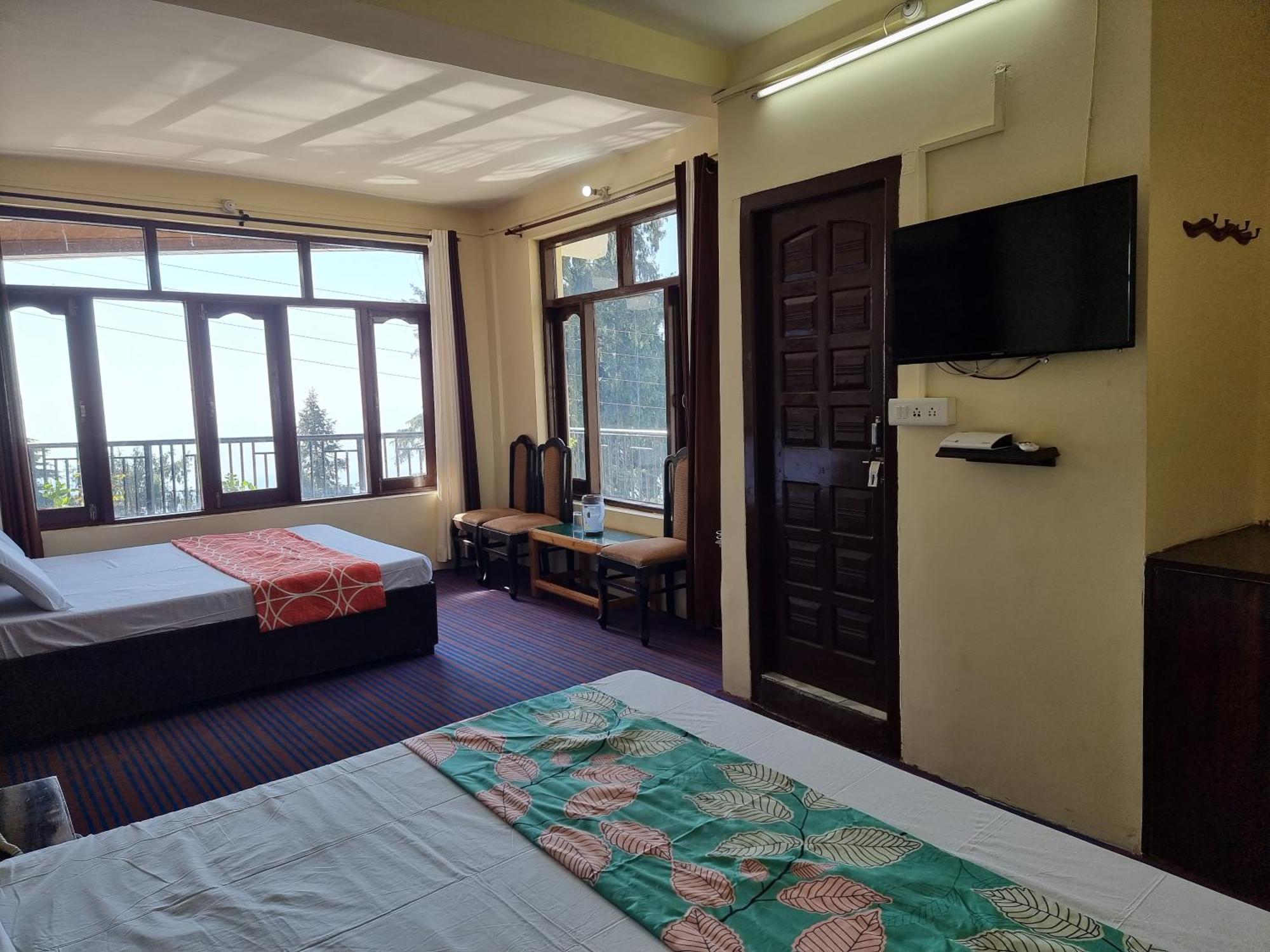 Forest Vibes Kalatop-Rooms And Restaurant Далхаузи Екстериор снимка