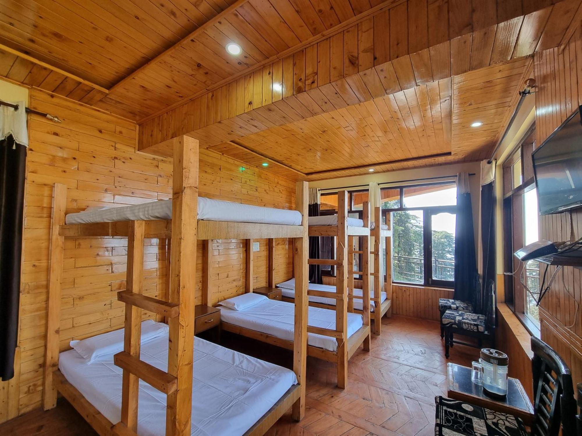 Forest Vibes Kalatop-Rooms And Restaurant Далхаузи Екстериор снимка